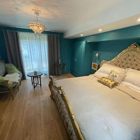 Appartement The Big Cosy Boudoir Bed + Hot Tub à Harvington Extérieur photo